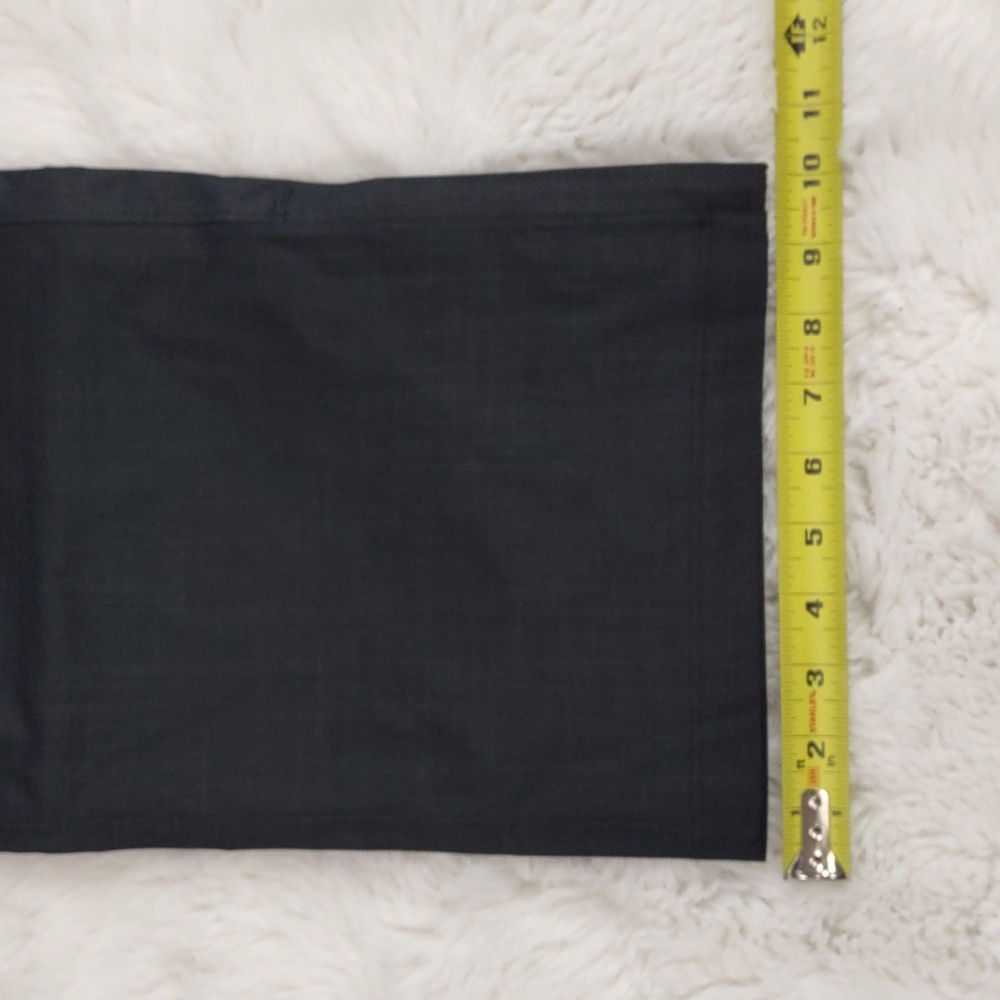 UNDER ARMOUR Water Resistant Pants, Size M - Picture 11 of 17